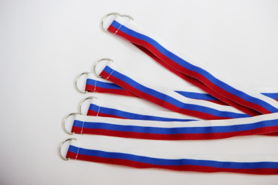 Лента Россия шир. 2,5 см на полукольце (2,5 м)