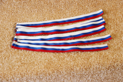 Лента Россия шир. 2,5 см на полукольце (45 см)