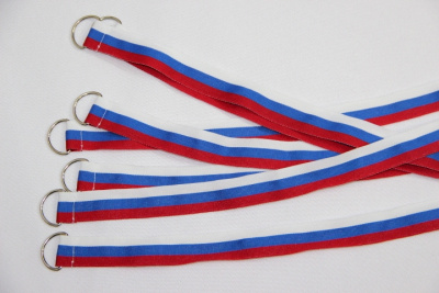 Лента Россия шир. 2,5 см на полукольце (2,5 м)